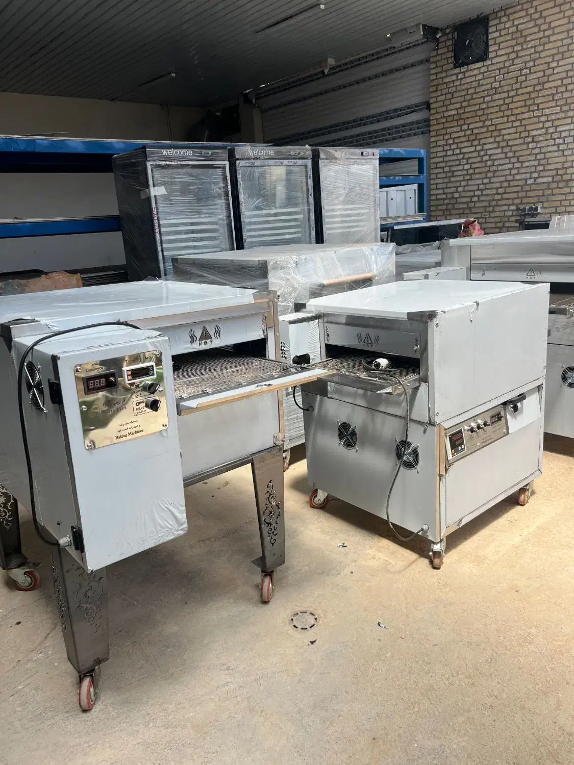 فرریلی پیتزا|کافی‌شاپ و رستوران|رباط‌کریم, شهرک صنعتی پاسارگاد|دیوار