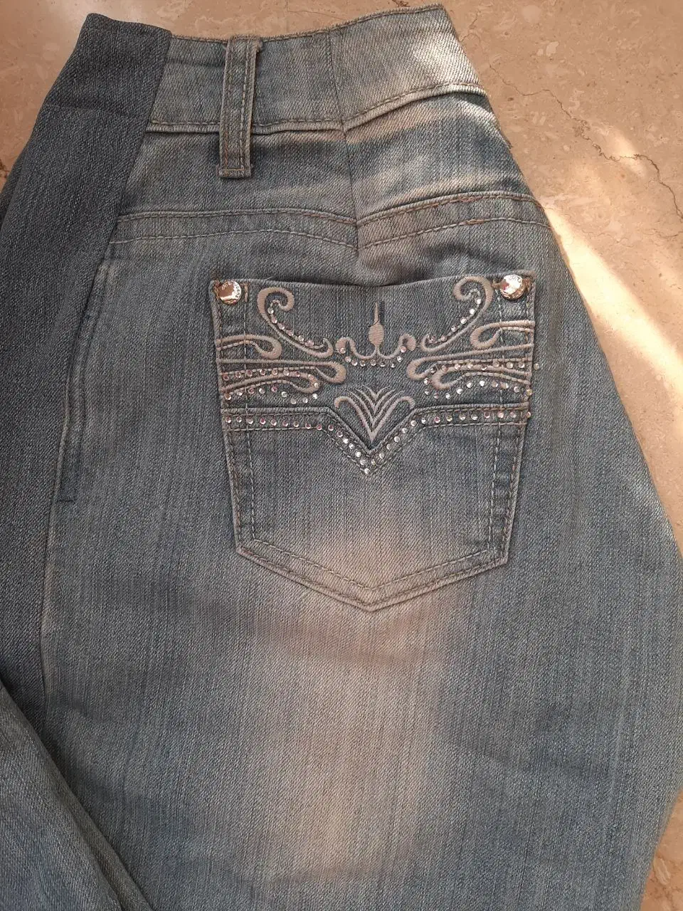 دو عدد شلوار جین|لباس|تهران, شمسآباد|دیوار