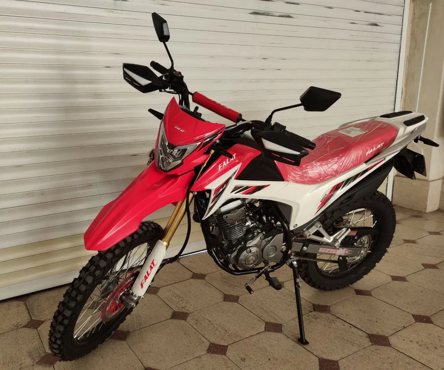 فلات ۲۰۰ccطرح crf ( فروش نقدی)|موتورسیکلت|رشت, پل تالشان|دیوار