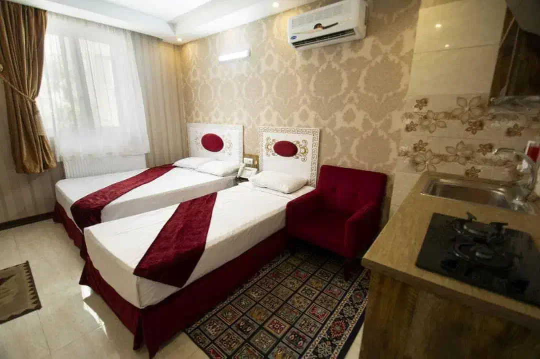 با سلام و عرض ادب تور هفت روزه مشهد آغاز شد|تور و چارتر|امیدیه, |دیوار