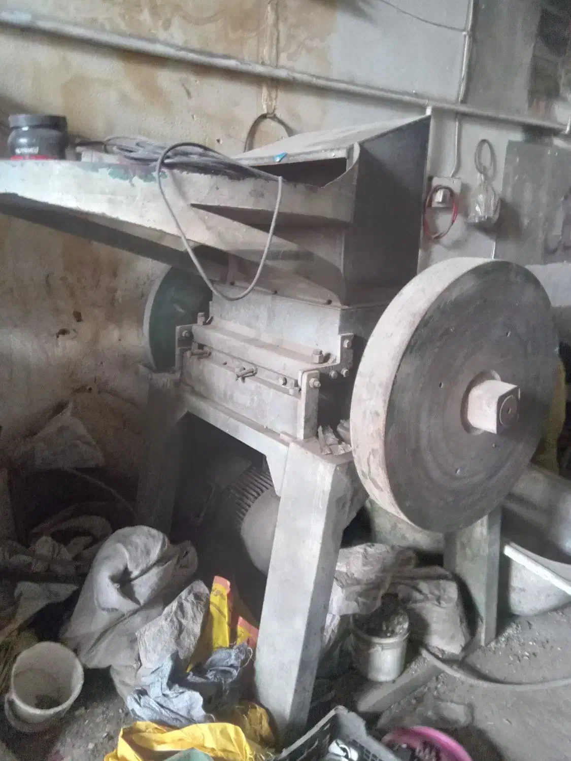 آسیاب فرهانی ۶۰ مدل شمشیری بدنه چودن|ماشینآلات صنعتی|تهران, شهرک شریفی|دیوار