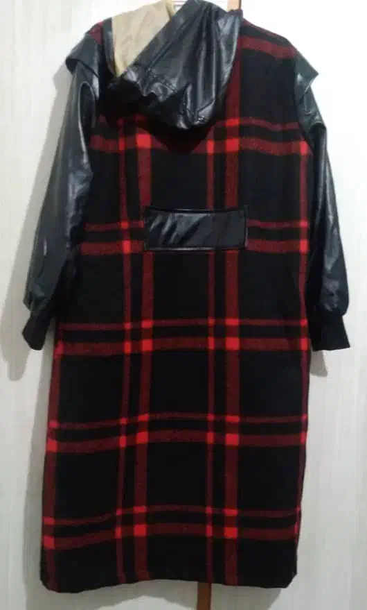 پالتو زنانه|لباس|شهریار, رضی آباد بالا|دیوار