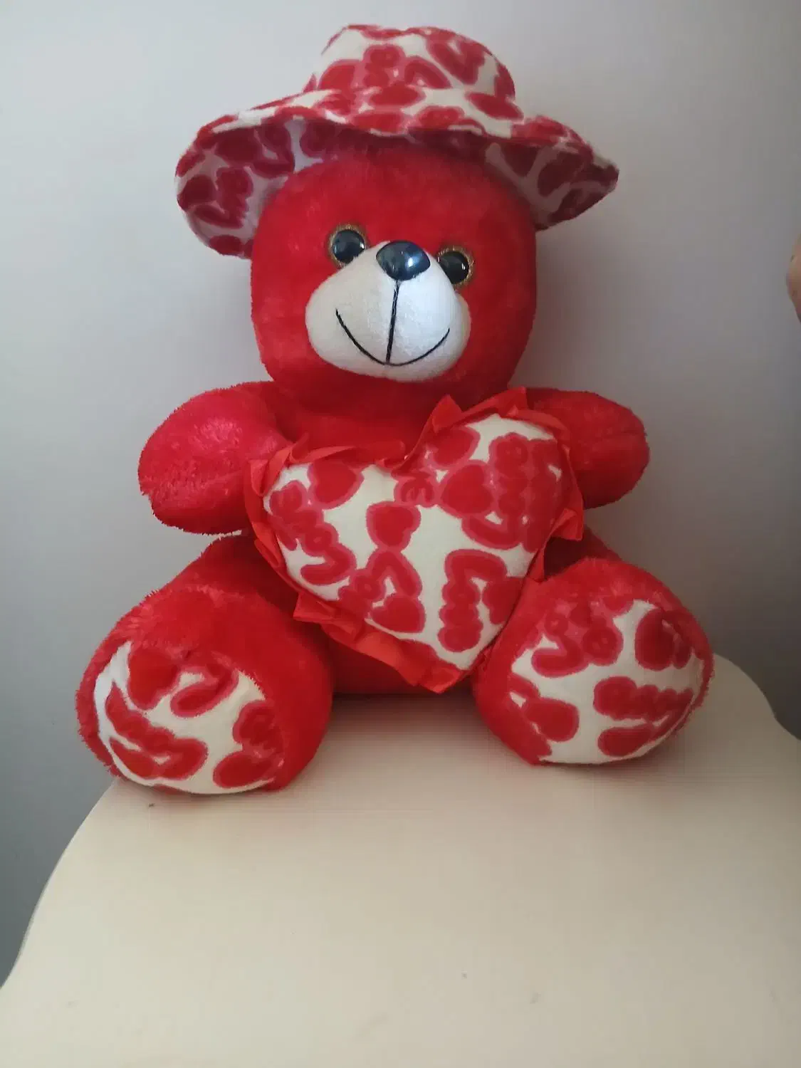 خرس سالم سالم|اسباب‌بازی بچه|اشترینان, |دیوار