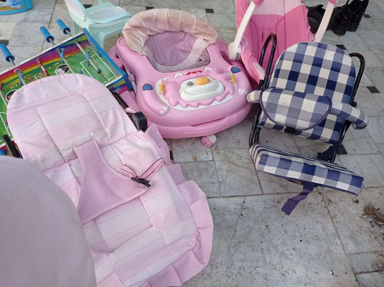 تعداد وسایل. بچه فروشی|اسباب و اثاث بچه|بیرجند, |دیوار