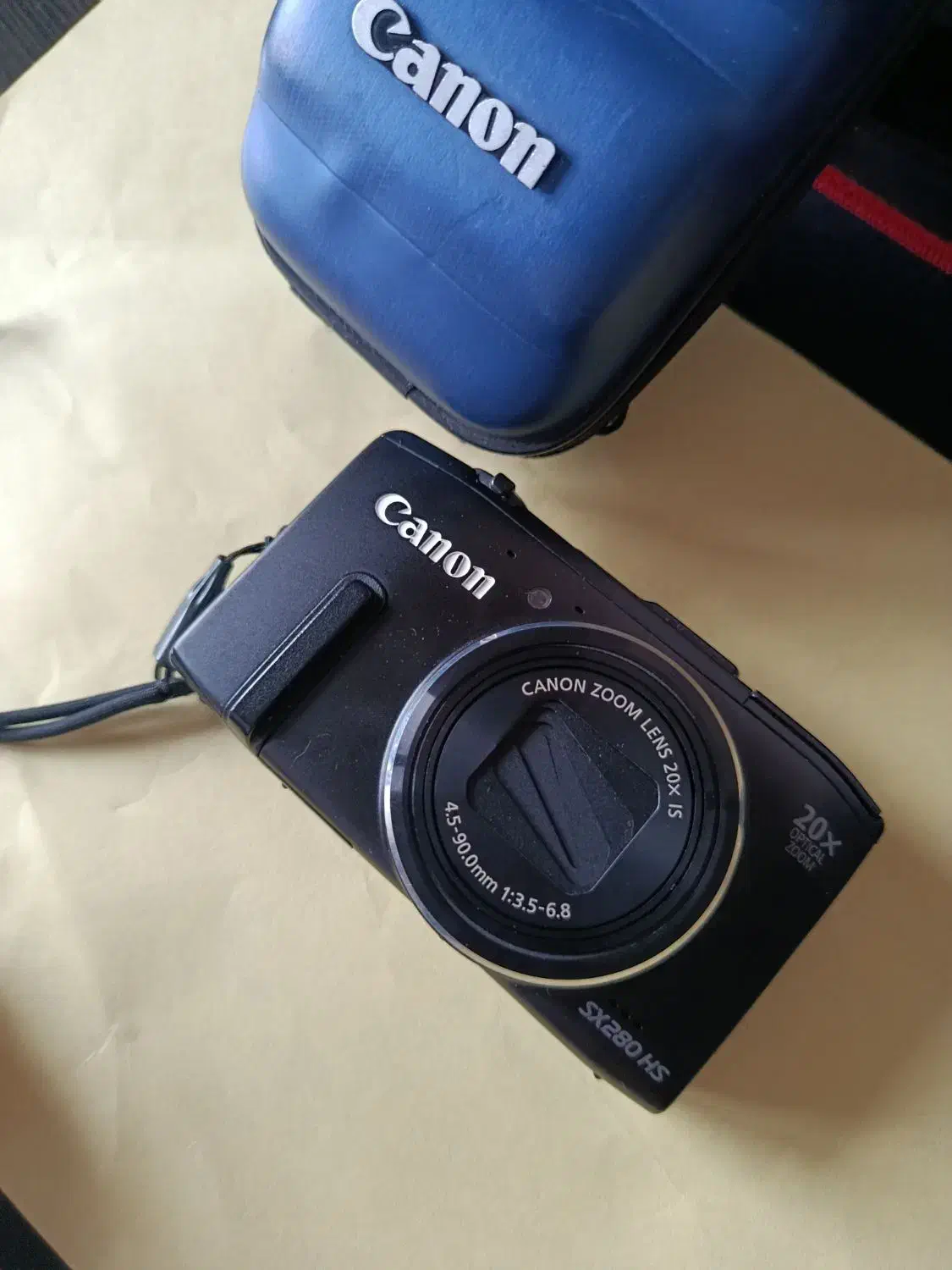 دوربین عکاسی و فیلم برداری Canon|دوربین عکاسی و فیلم‌برداری|خلخال, |دیوار