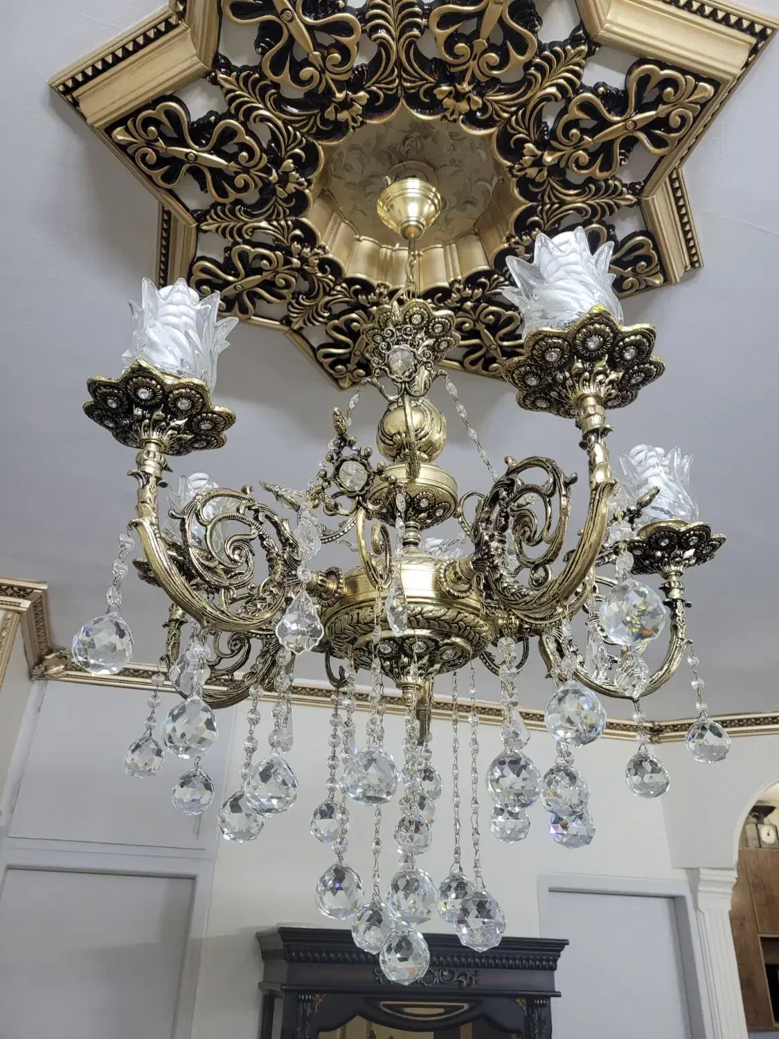 ۴ عدد لوستر ۵ شاخه تمام برنج|لوستر و چراغ آویز|تهران, نیروی هوایی (پیروزی)|دیوار