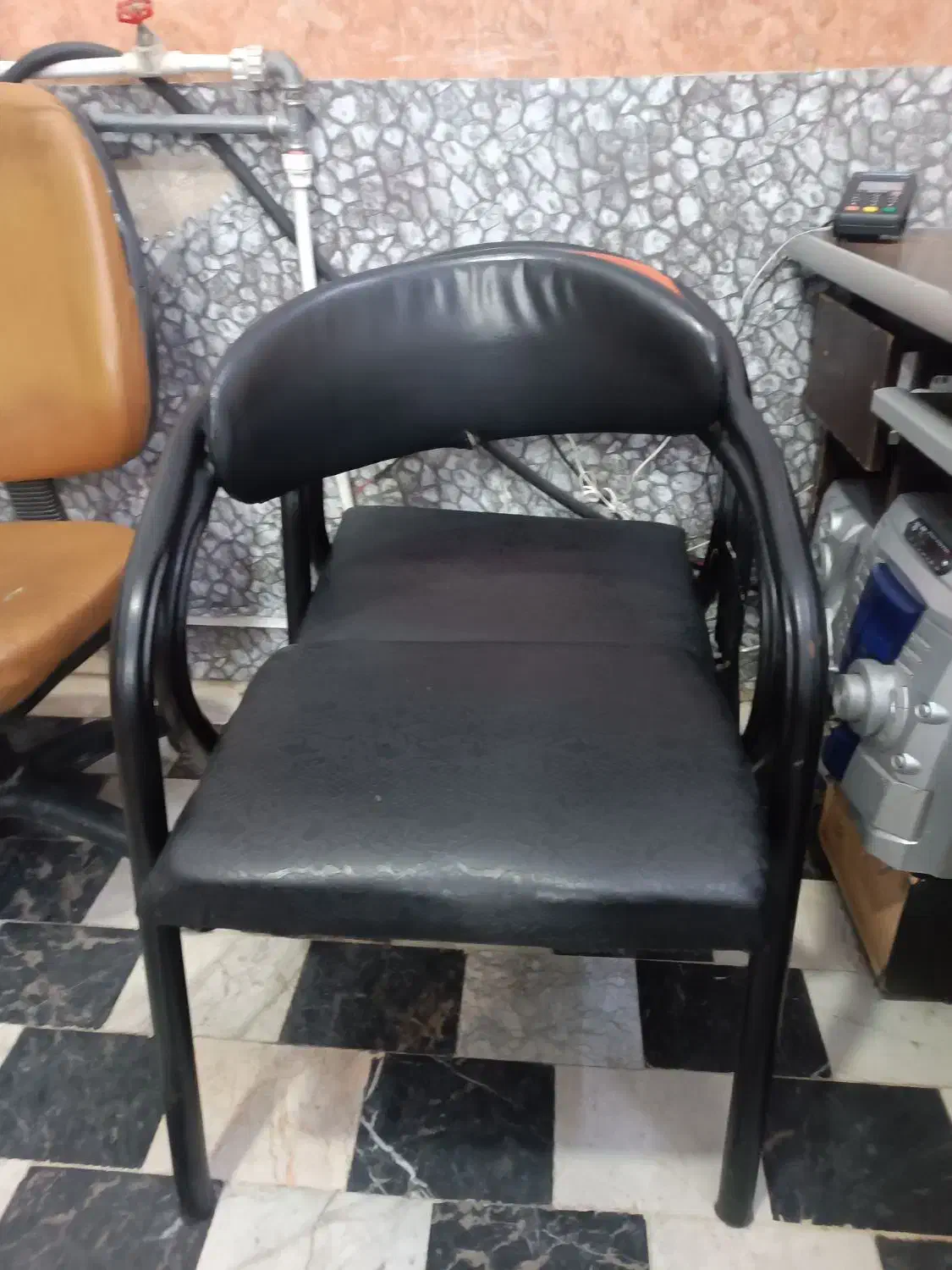 صندلی|صندلی و نیمکت|اردبیل, |دیوار