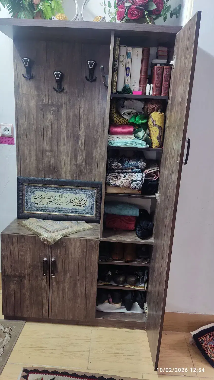 جاکفشی کمدی|جاکفشی، کمد، دراور|سمنان, |دیوار