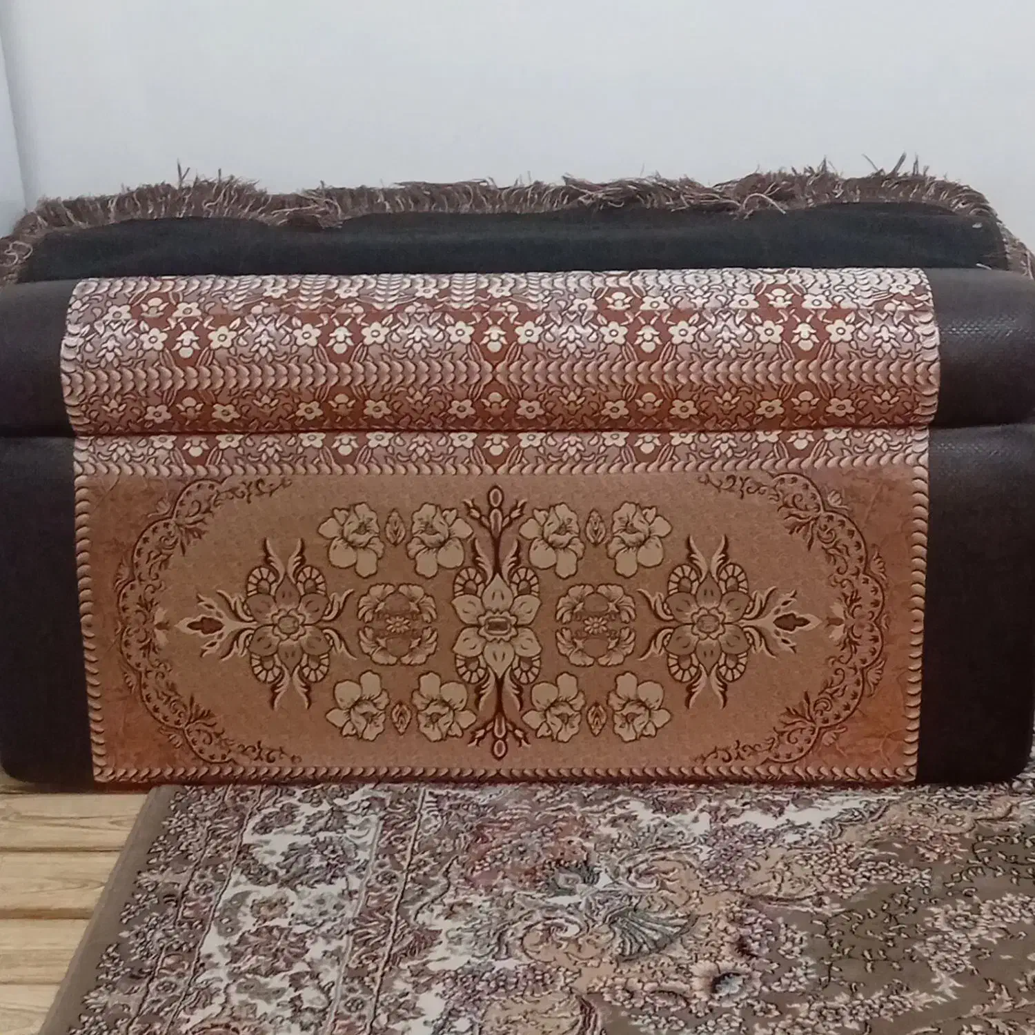 پشتی|پشتی|کرمانشاه, |دیوار