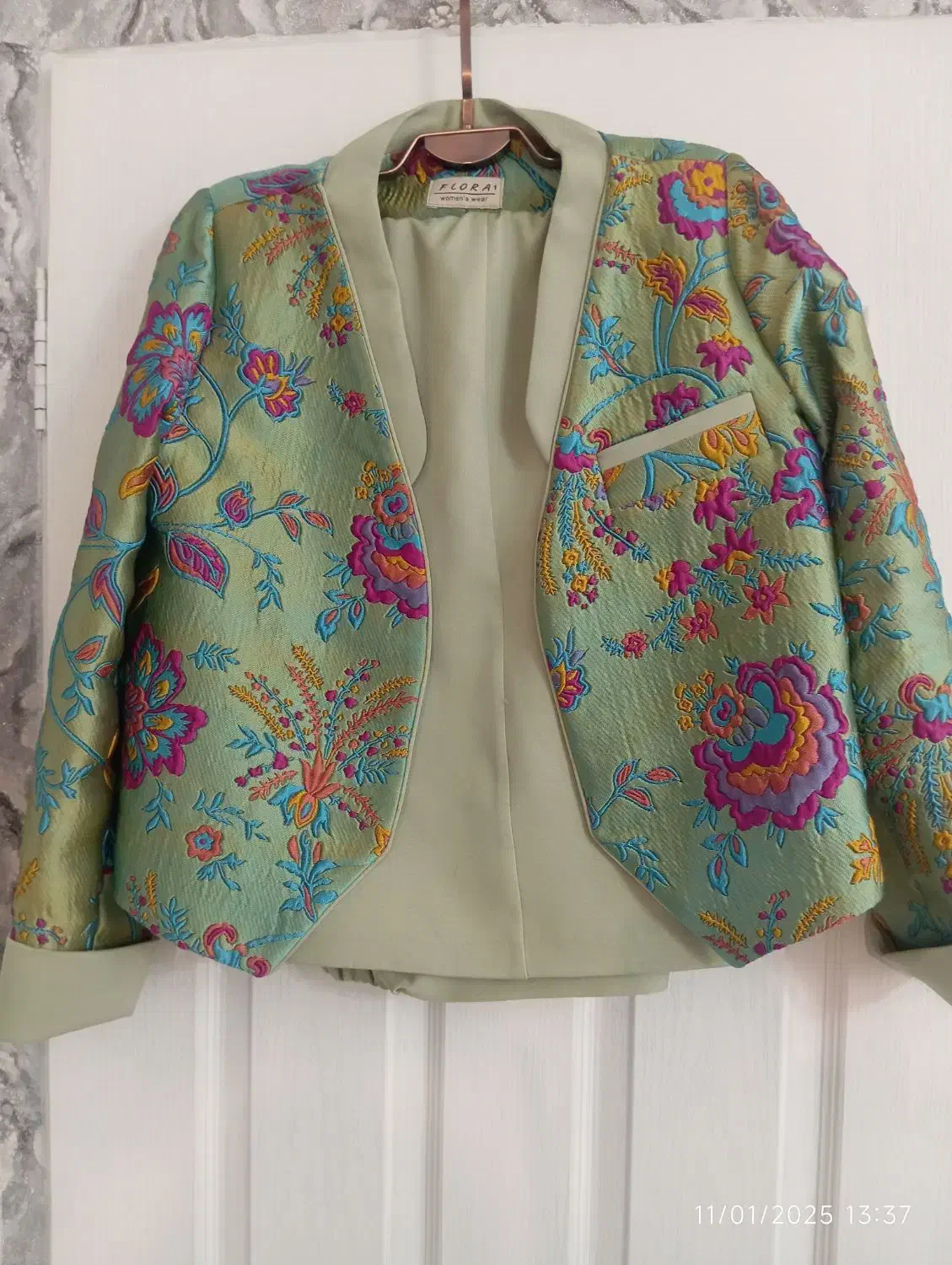 کت شلوار کاملا نو اصلا پوشیده نشده|لباس|کرج, فاز ۱ مهرشهر|دیوار