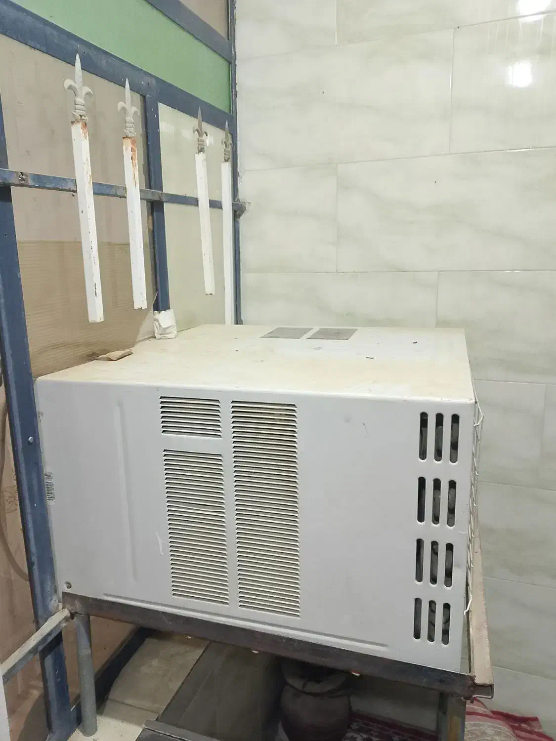 فروش کولر گازی پشت پنجره ای|کولر گازی و فنکوئل|آشخانه, |دیوار