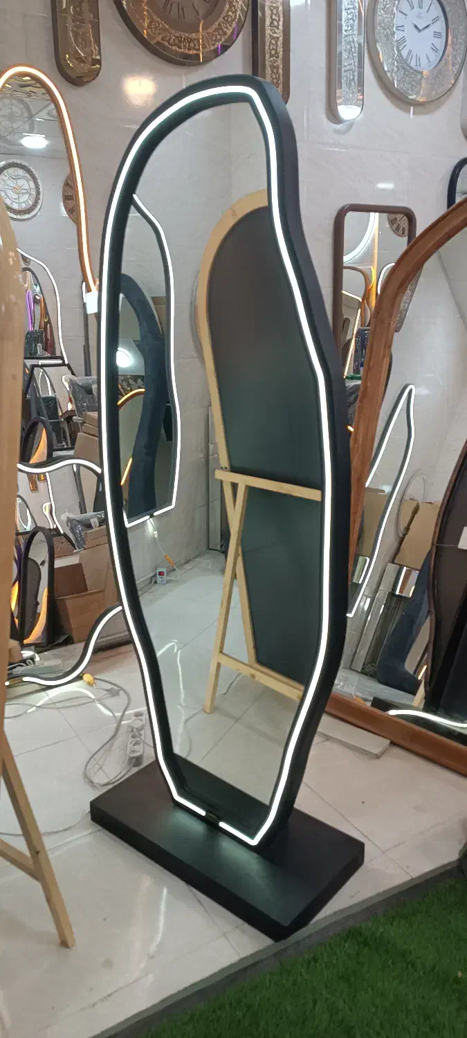 قصر آینه|آینه|چابهار, |دیوار