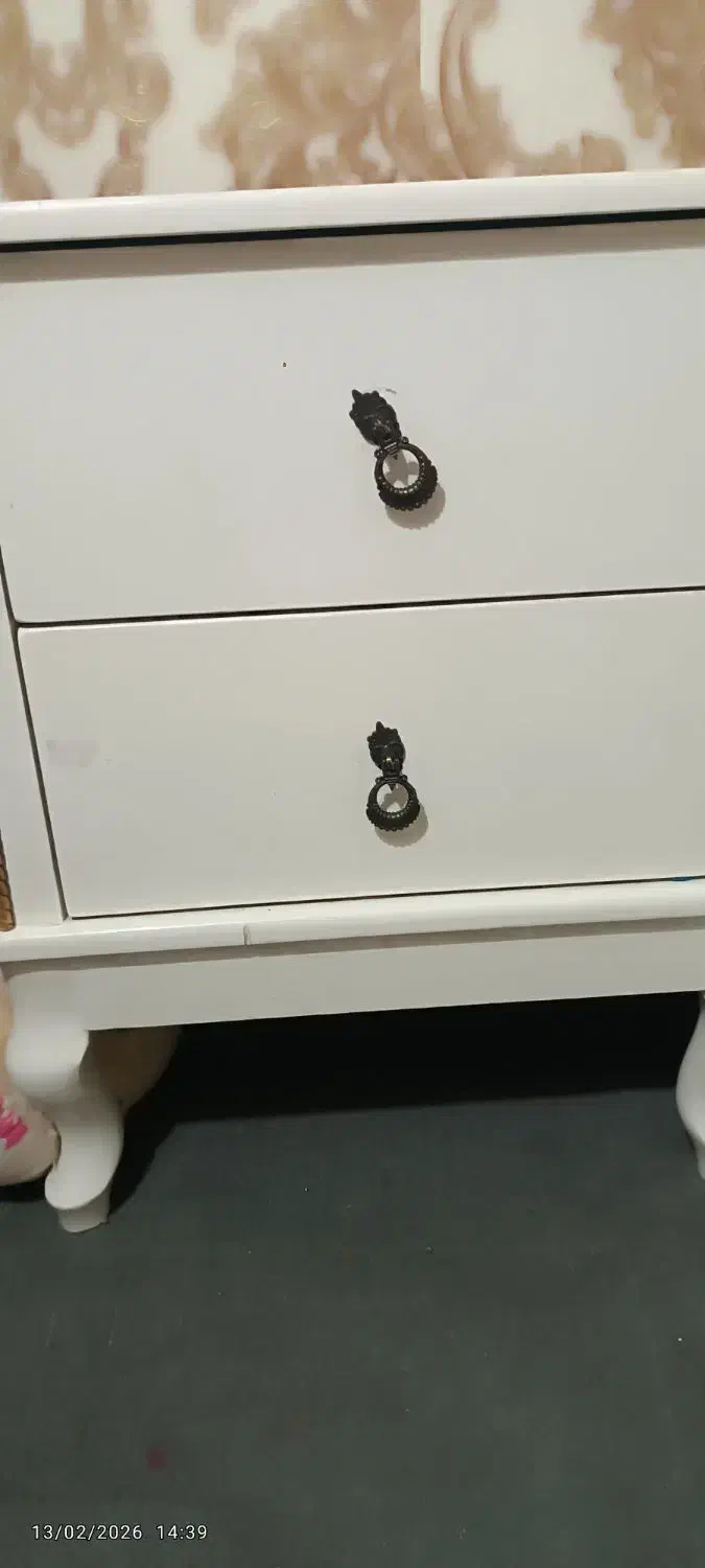 میز دو کشو|جاکفشی، کمد، دراور|قم, نیروگاه|دیوار