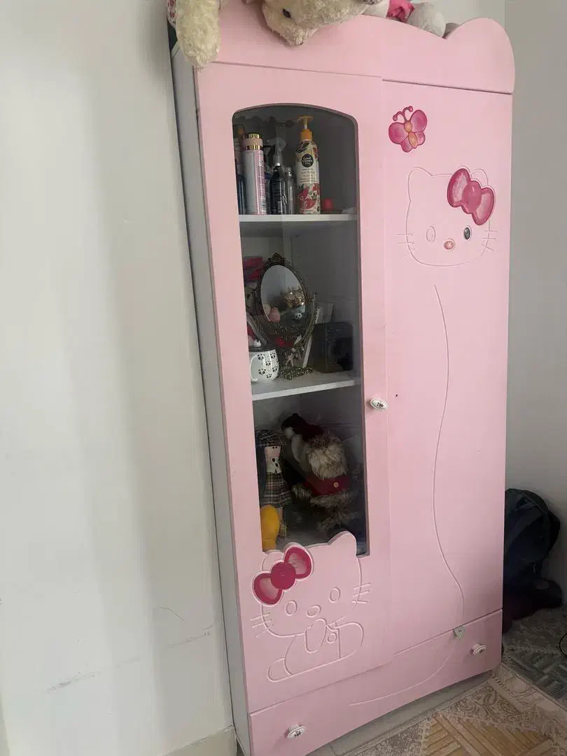 کمد بچه رنگ صورتی|اسباب و اثاث بچه|رشت, گلزاران|دیوار