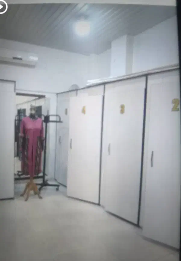 فروش مانکن و لوازم فروشگاه زنانه یکجا|فروشگاه و مغازه|ساری, |دیوار