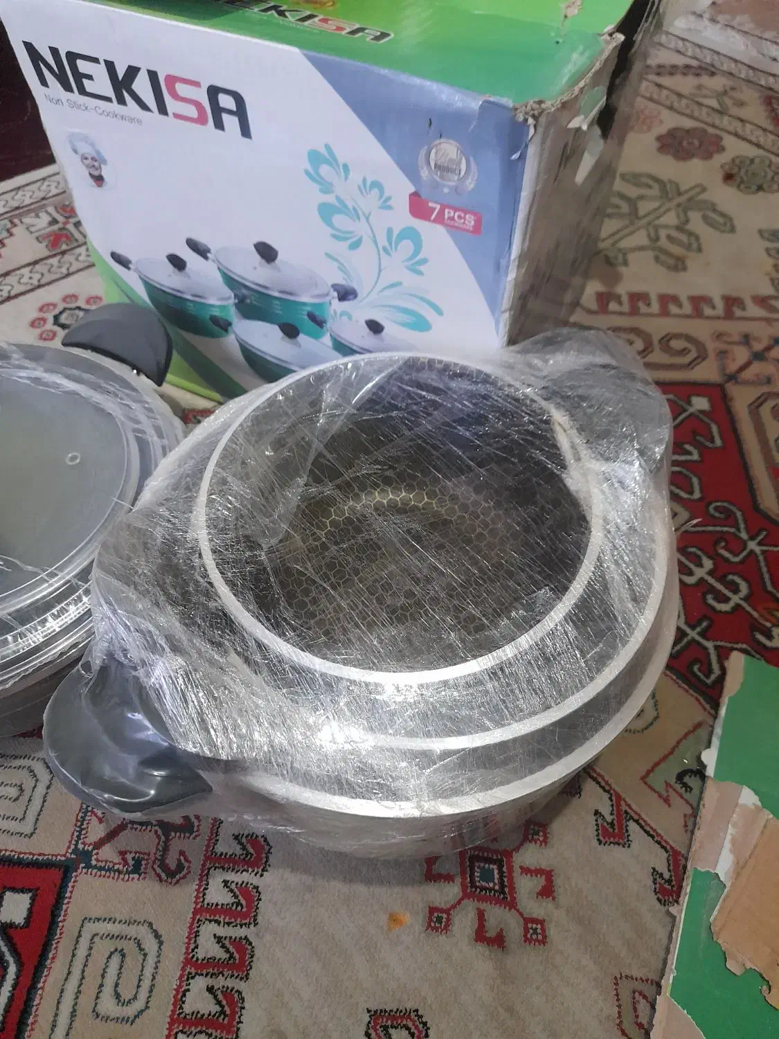 سرویس ۸تکه قابلمه|ظروف پخت‌وپز|فولادشهر, B5|دیوار