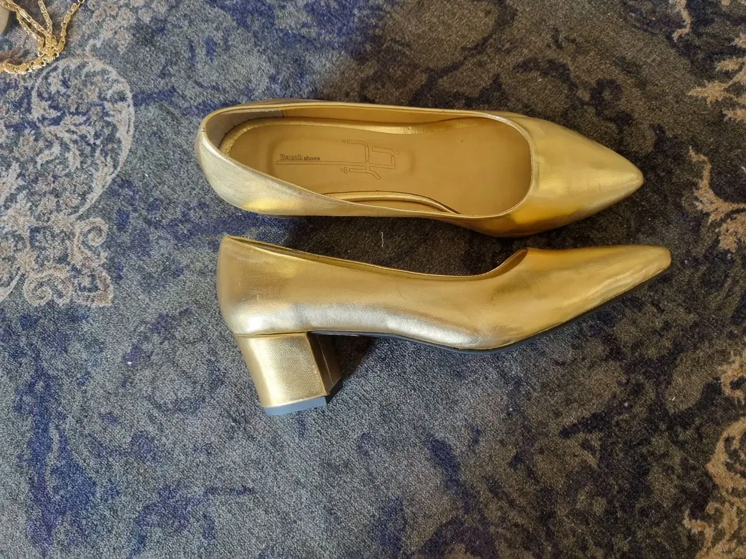 تعدادی کفش مجلسی ب رنگ کرم 36و38طلایی38نقره ای39|کیف، کفش، کمربند|ماهدشت, |دیوار