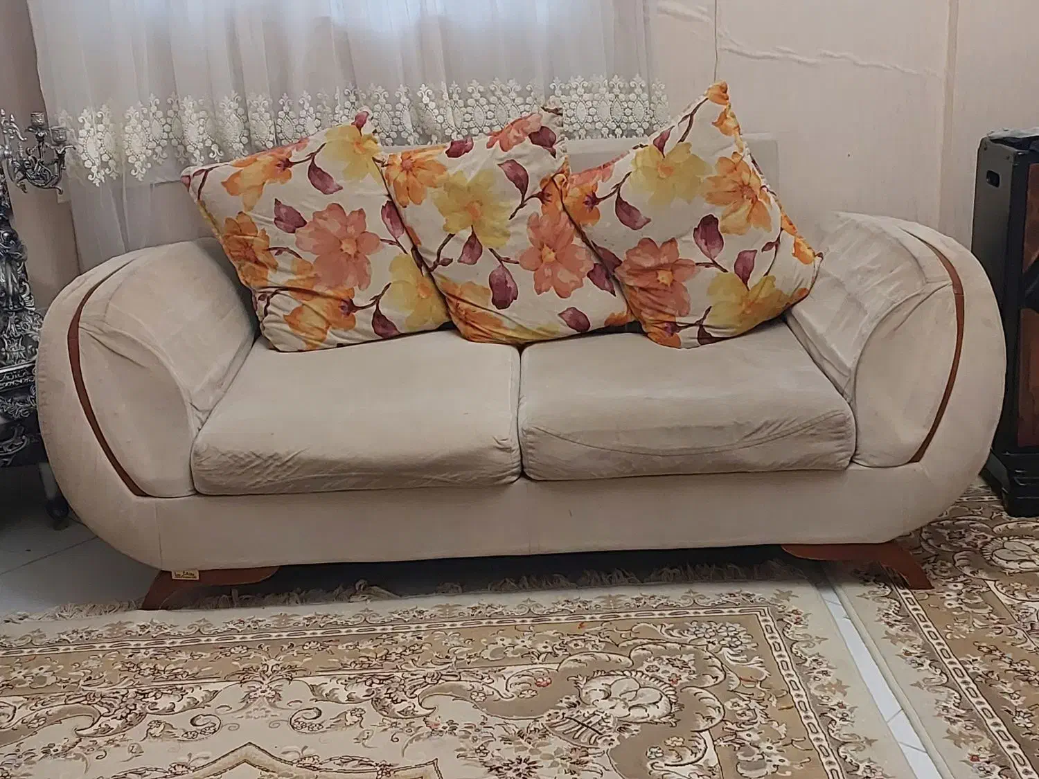 مبل راحتی ۷ نفره با عسلی و جلو مبلی|مبلمان خانگی و میز عسلی|قزوین, |دیوار