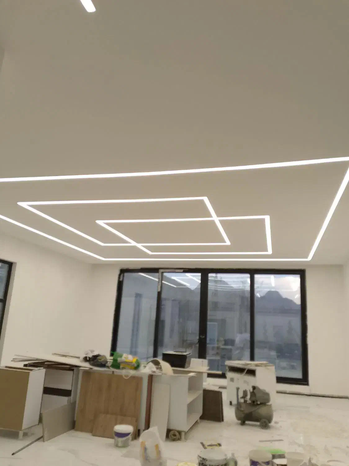 نقاشی ساختمان ارزانترین قیمت وبالاترین کیفت|خدمات پیشه و مهارت|کرمانشاه, |دیوار