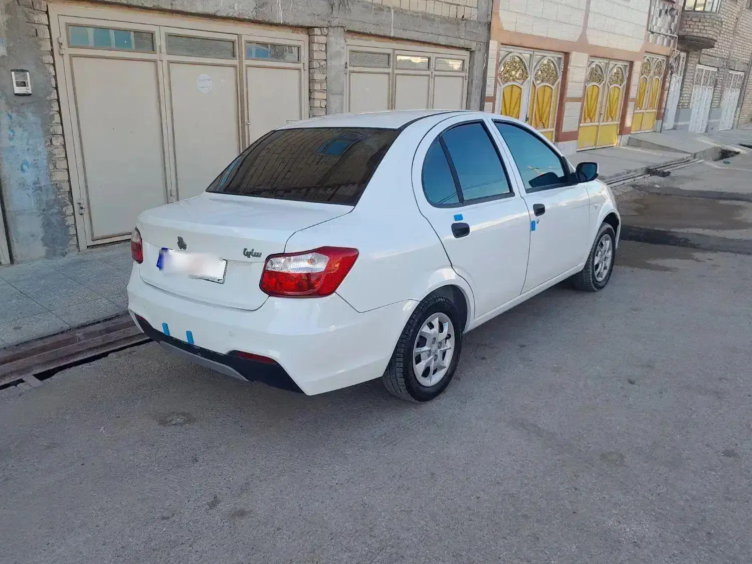 ساینا اس مدل ۴۰۳کم کار خونگی درحدبدون رنگ|خودرو سواری و وانت|فسا, |دیوار