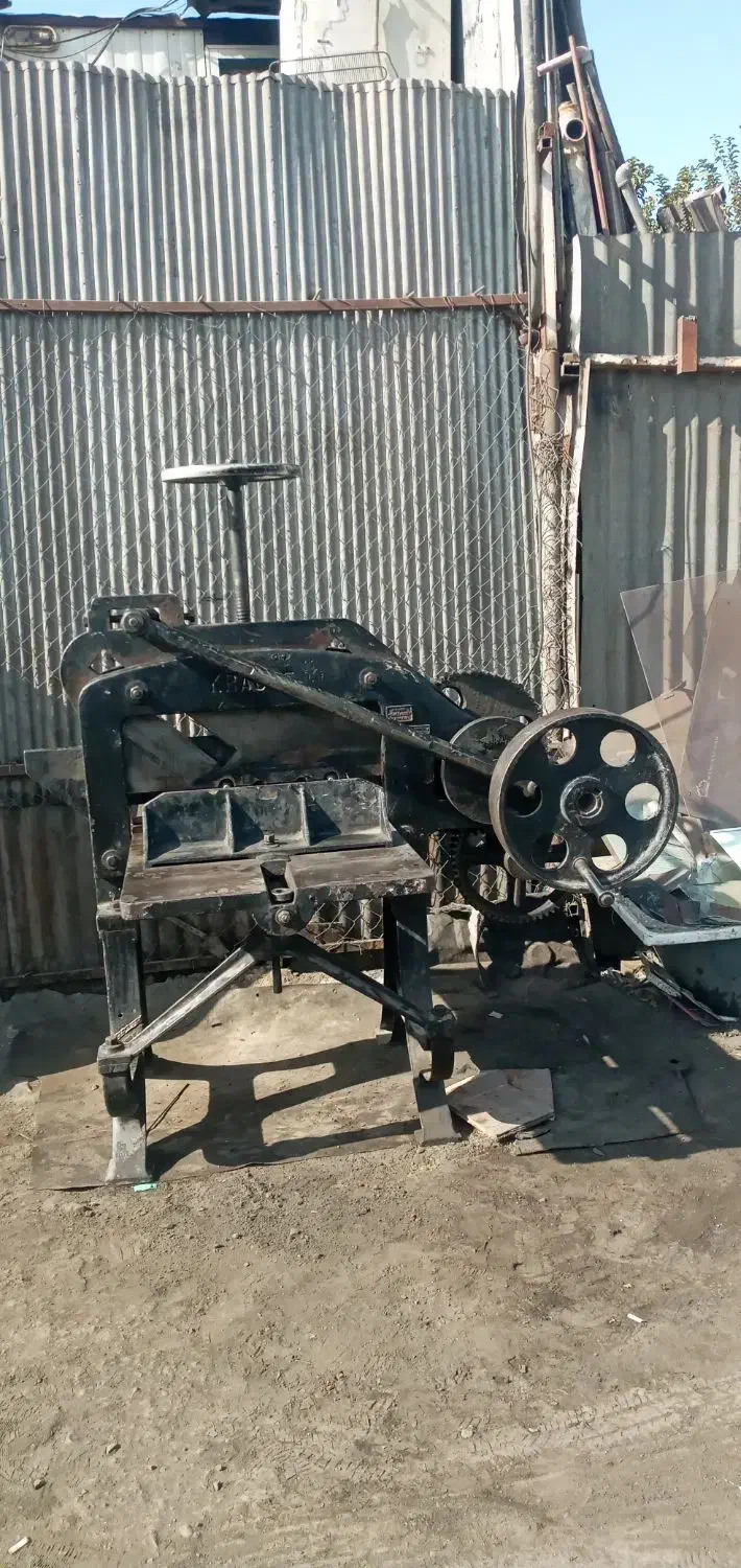 دستگاه کاغذ بری کروز المان اصل|ماشین‌آلات صنعتی|تهران, خزانه|دیوار