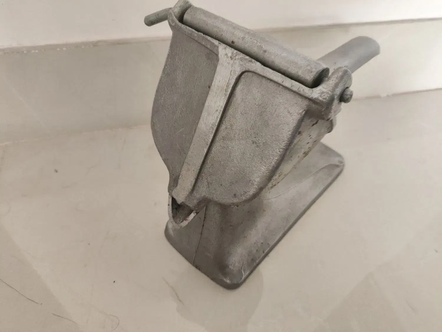 آبمیوه گیری دستی|آبمیوه‌گیر و آب‌مرکبات‌گیر|سبزوار, توحیدشهر|دیوار