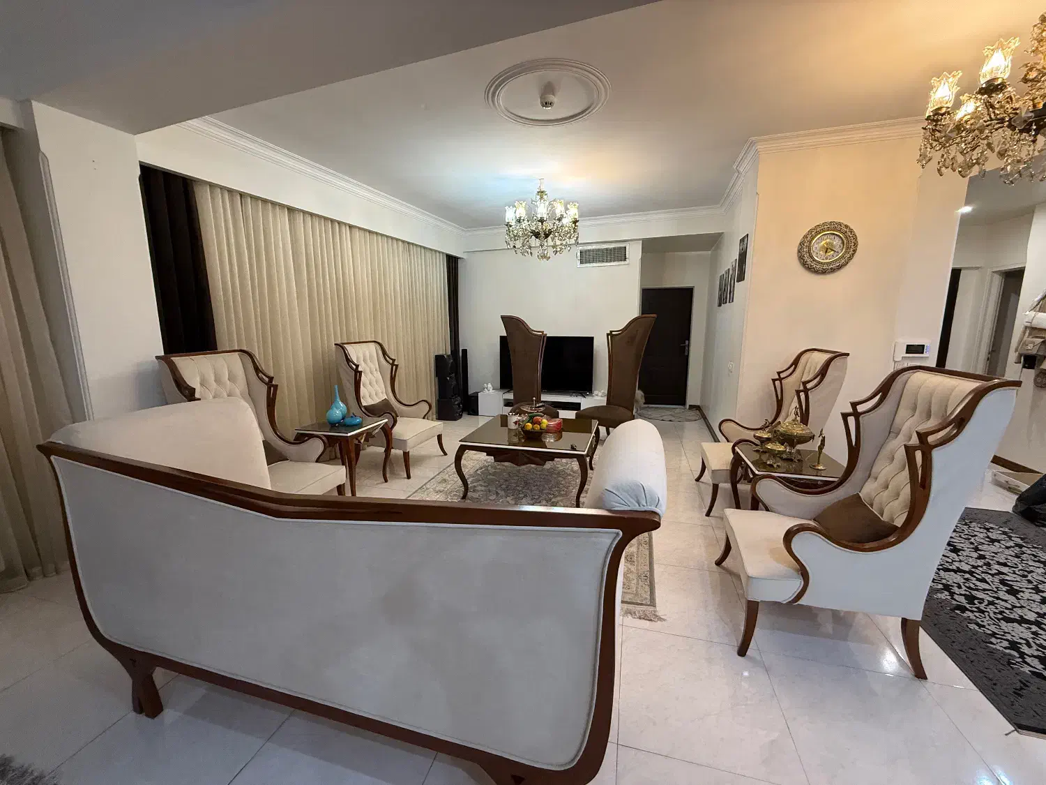 مبل و میز ناهارخوری|مبلمان خانگی و میز عسلی|تهران, شمشیری|دیوار