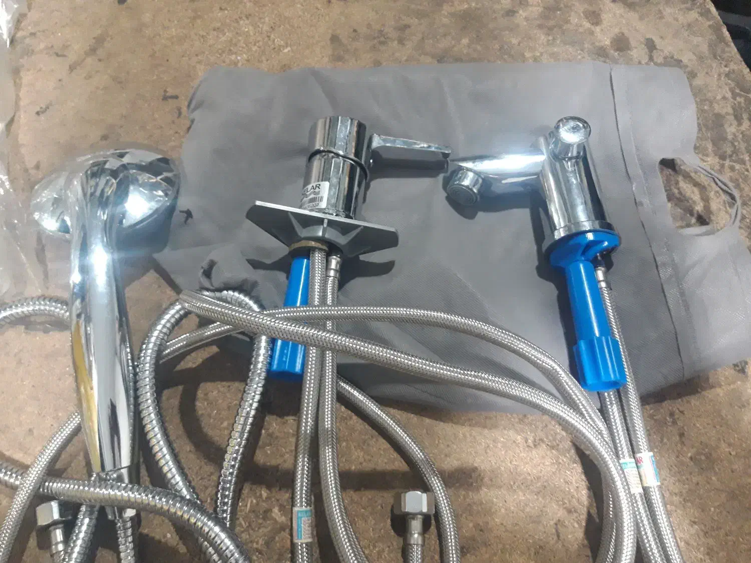 شیر الات وان حمام|لوازم حمام|رشت, عینک|دیوار