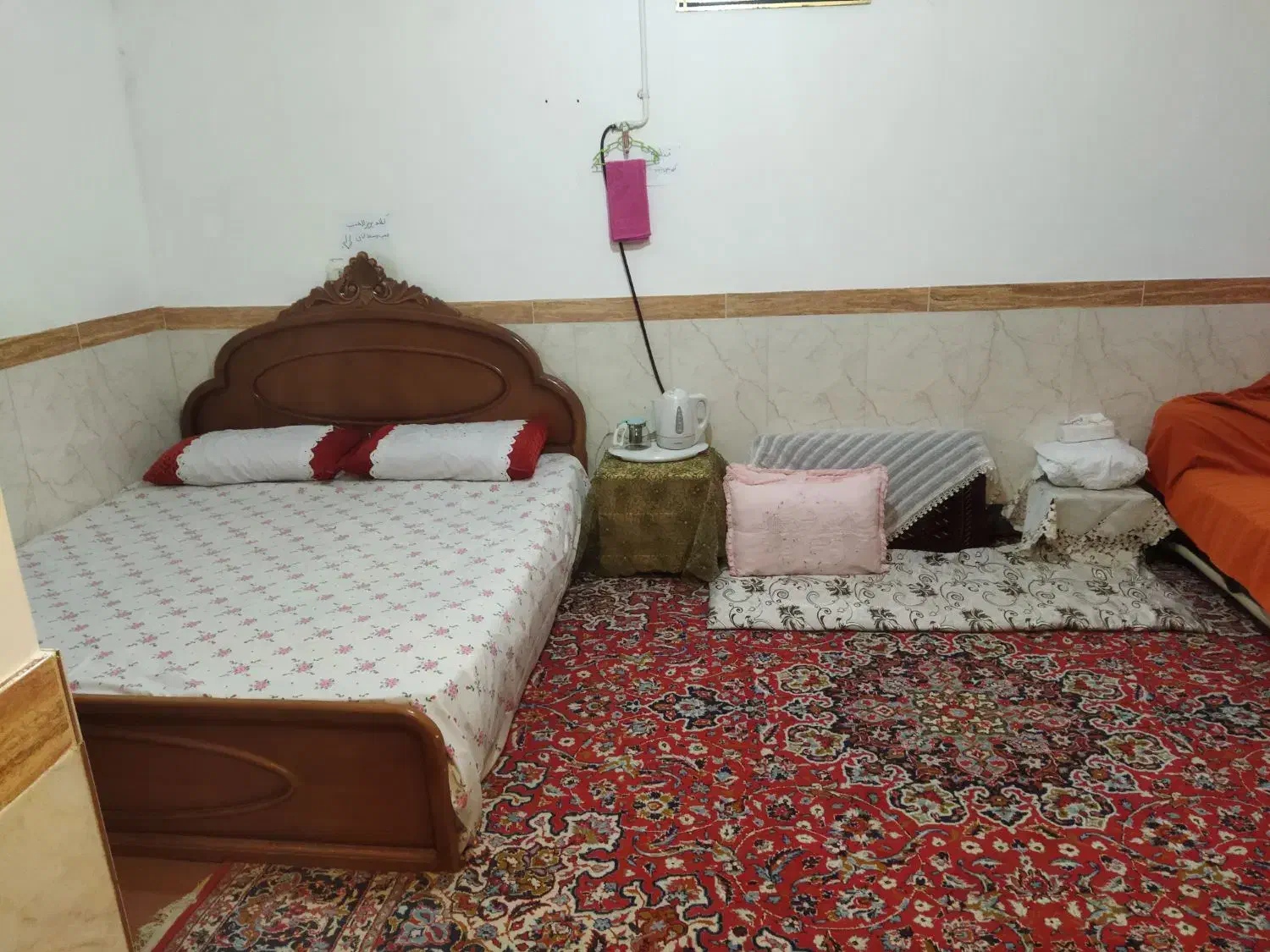 اجاره تعدادی اتاق با سرویس بهداشتی|اجارهٔ خانه و ویلا|قم, جمکران|دیوار