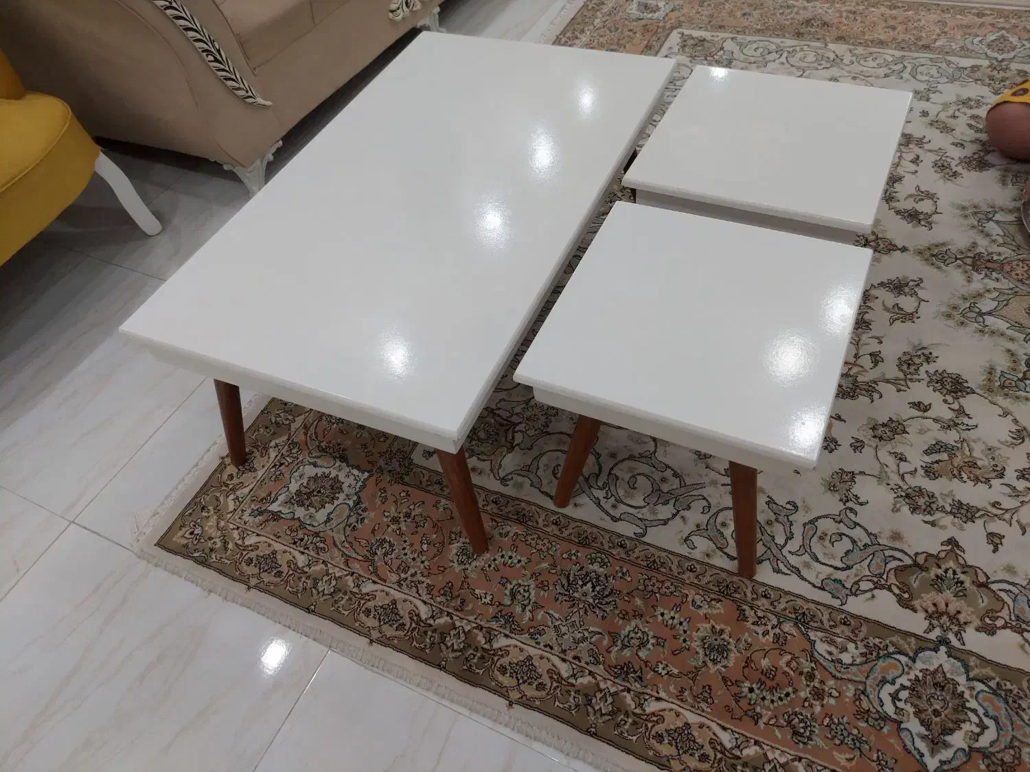 میز جلومبلی|مبلمان خانگی و میز عسلی|اسلام‌‌آباد غرب, |دیوار