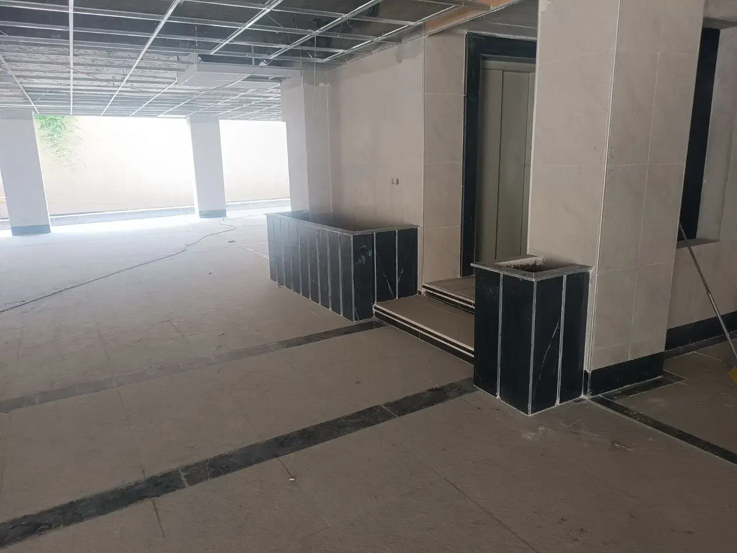 سرامیک و سنگ کاری نما .پله و بازسازی|خدمات پیشه و مهارت|رشت, یخسازی|دیوار