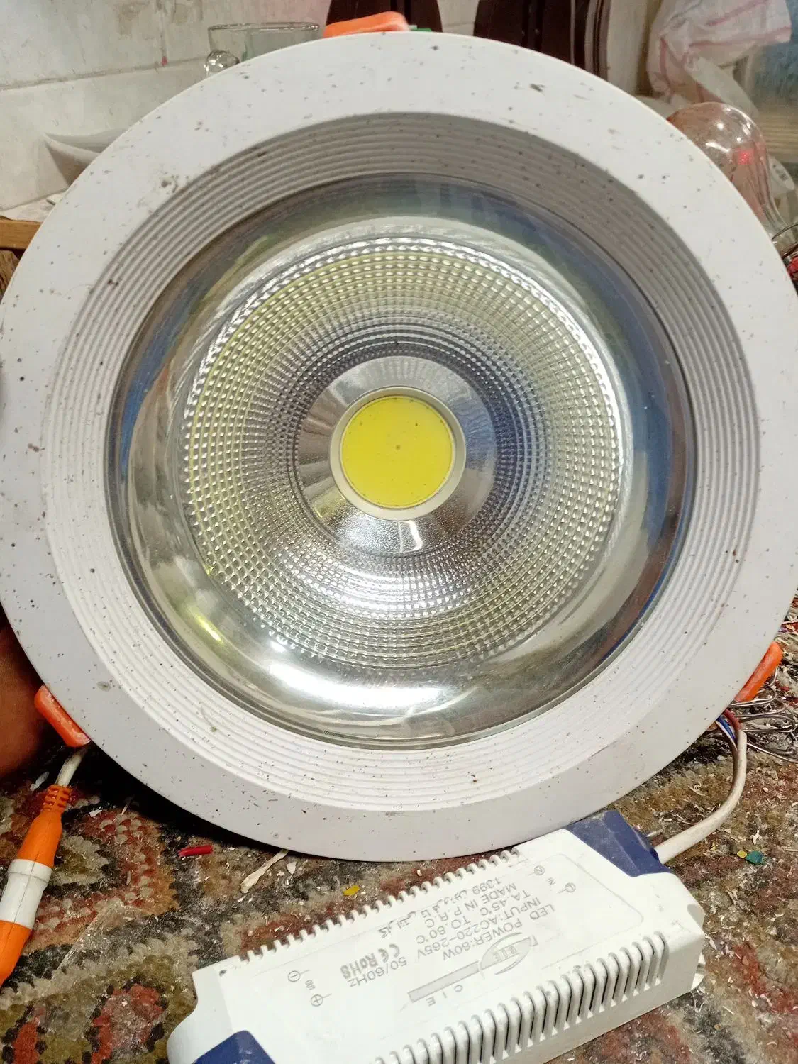 تعمیرات و فروش انواع لامپ های ال ای دی وپرژکتور|لامپ و چراغ|گرگان, |دیوار