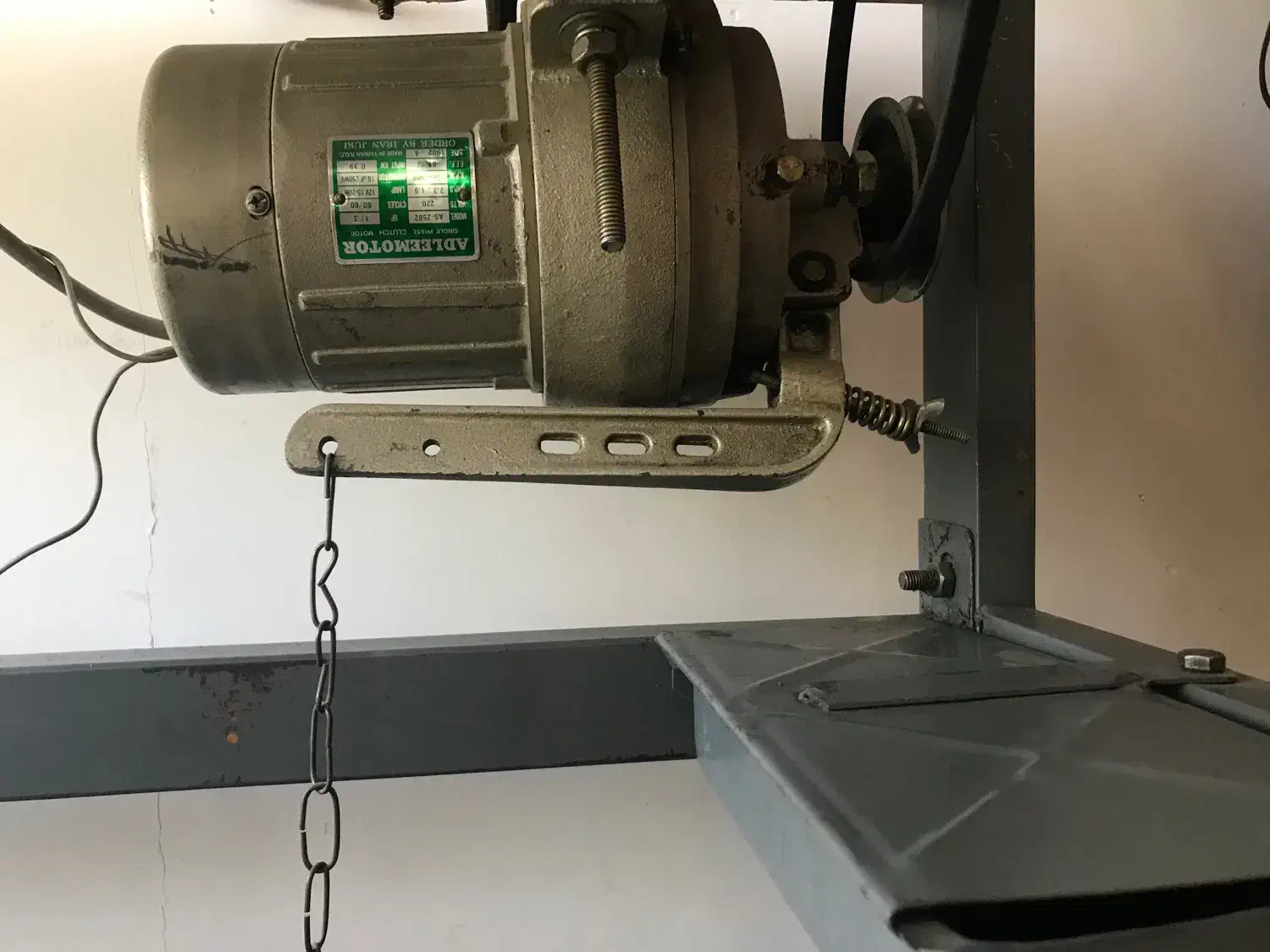 چرخ خیاطی جوکی ژاپن|چرخ خیاطی و ریسندگی|سرخه, |دیوار