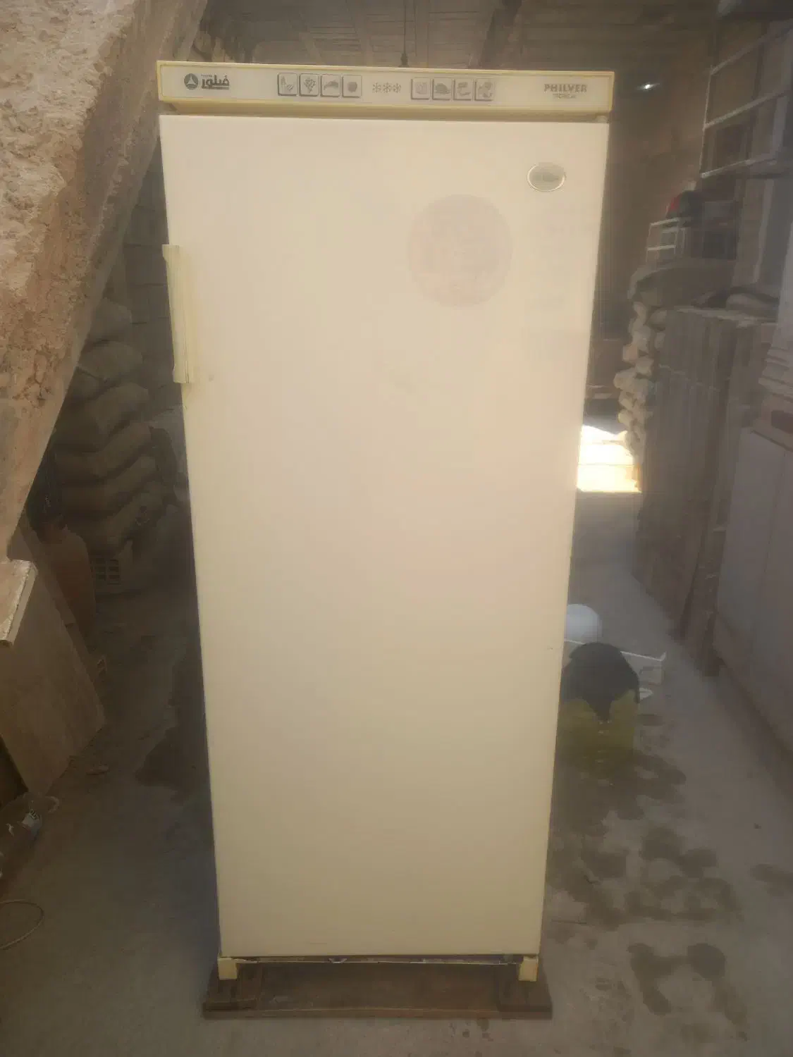 یخچال قدیمی برفک دار|یخچال و فریزر|چمران, |دیوار