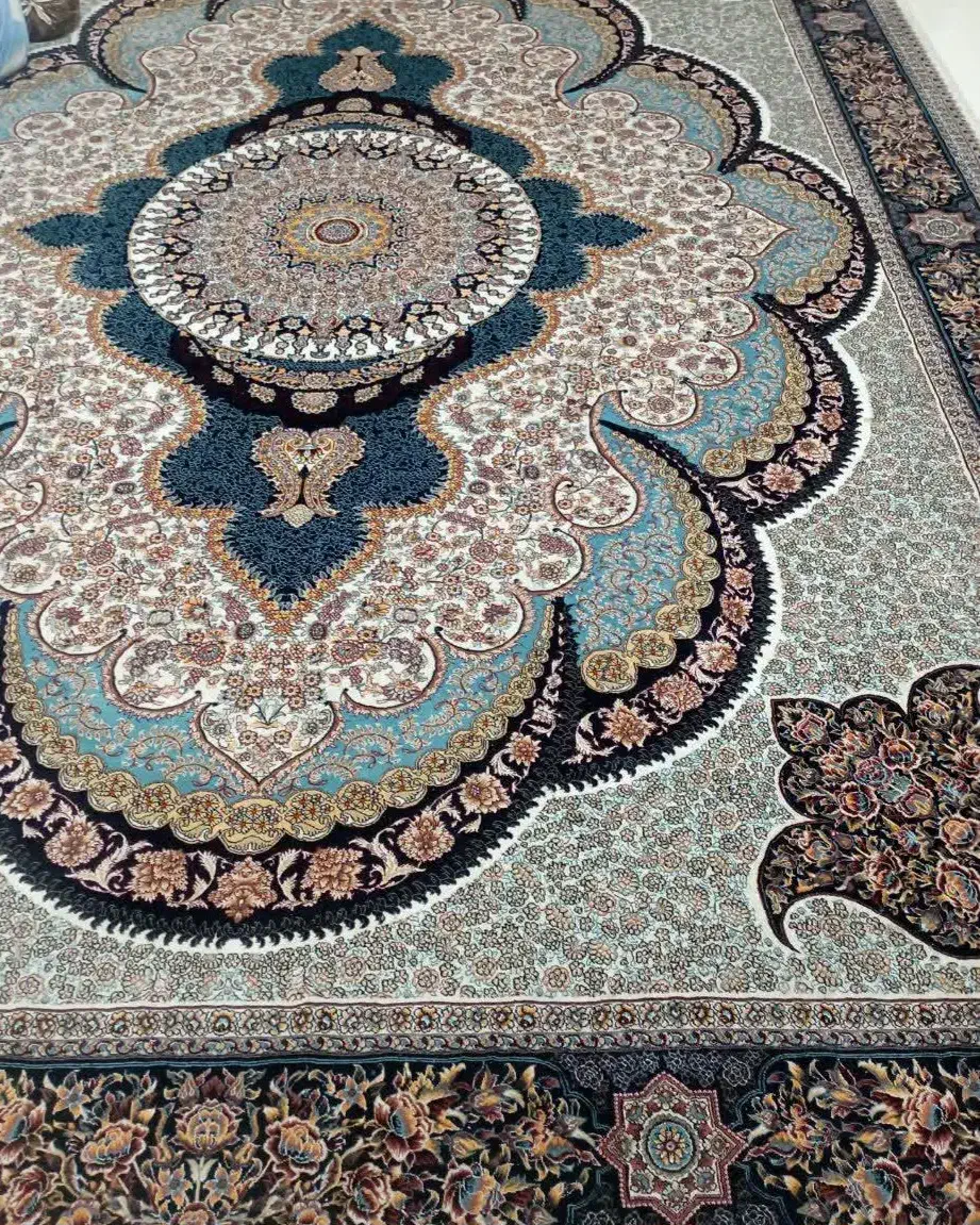 دو تخته ۱۲ متری به علاوه کناره|فرش|ارومیه, |دیوار