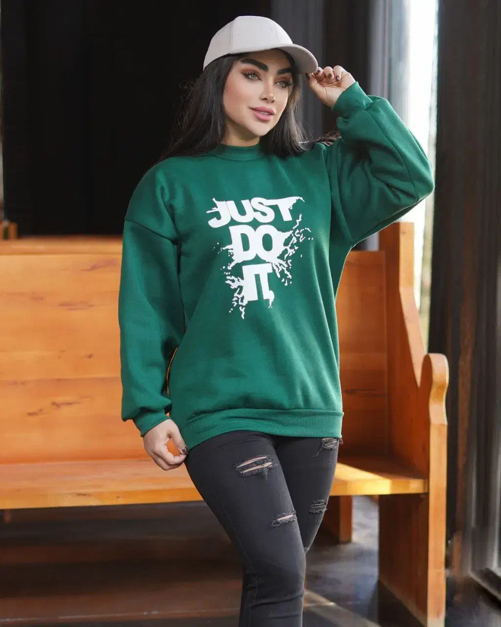 دورس تو کرکی|لباس|جهرم, |دیوار