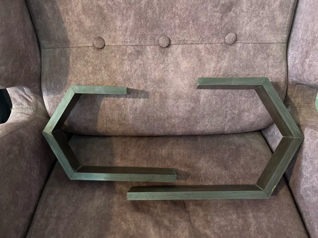 گلدان سفالی وانیکاد و قاب چوبی مناسب وسائل کوچک|صنایع دستی و سایر لوازم تزئینی|مشهد, آزادشهر|دیوار