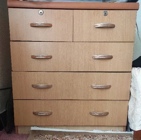 دراور چهار کشور|جاکفشی، کمد، دراور|شاهین‌شهر, عطار|دیوار