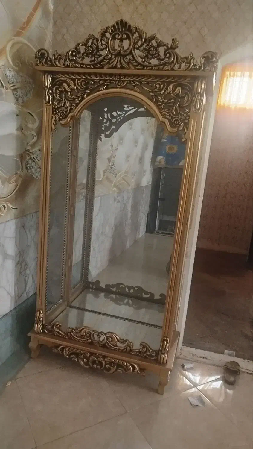 اینه|آینه|مشهد, چهنو|دیوار