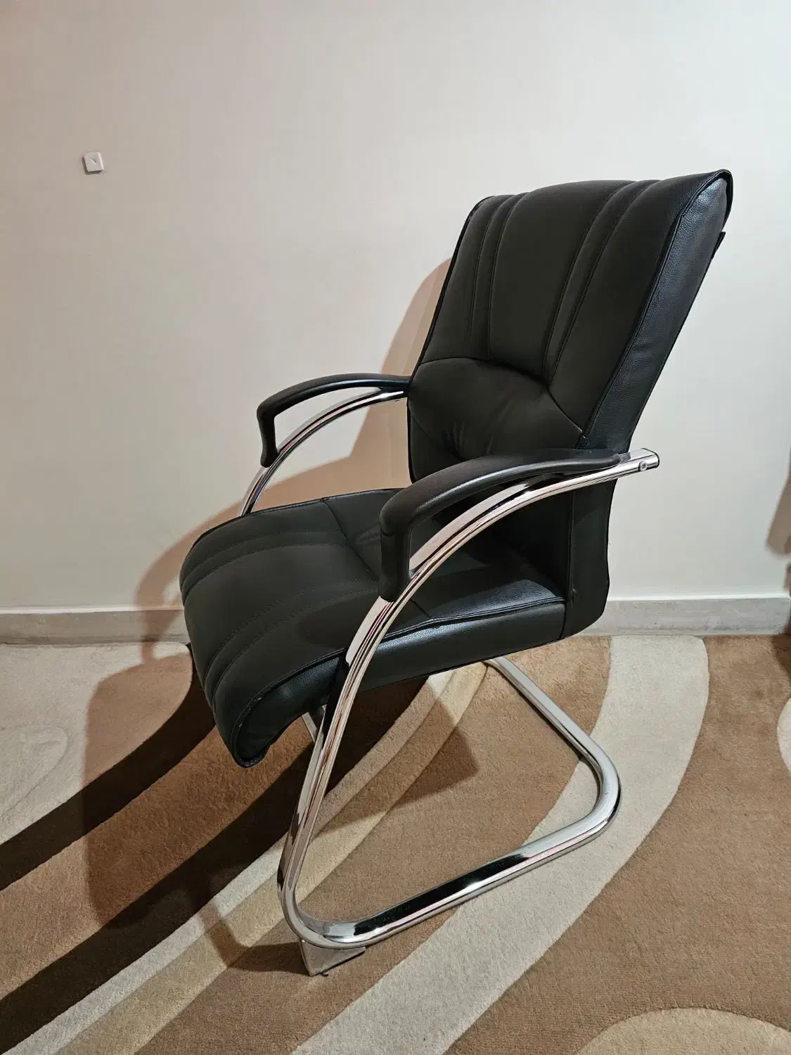 صندلی کنفرانس وارانا|صندلی و نیمکت|تهران, فدک|دیوار