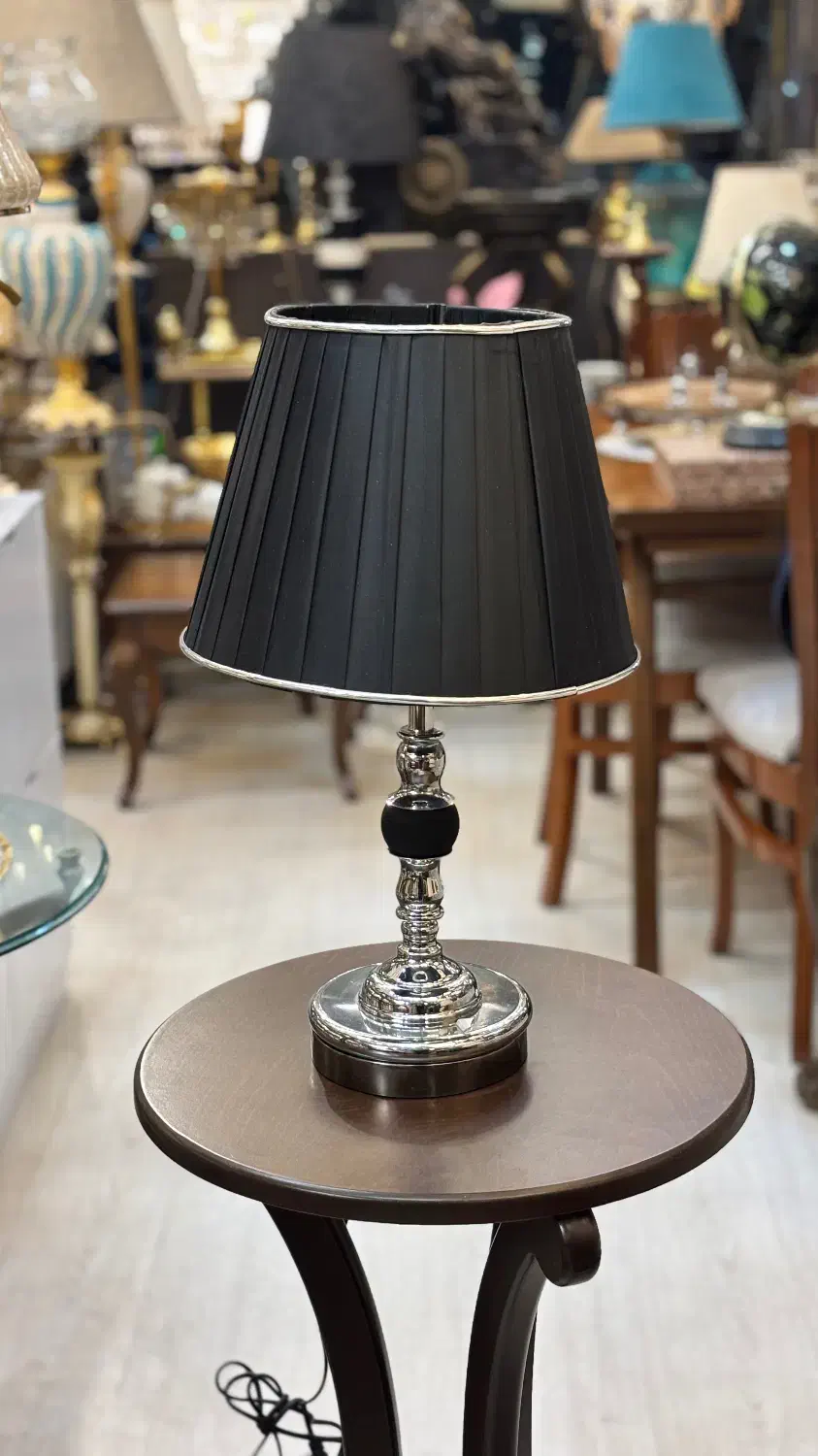 آباژور|چراغ خواب و آباژور|اصفهان, بهار آزادی|دیوار