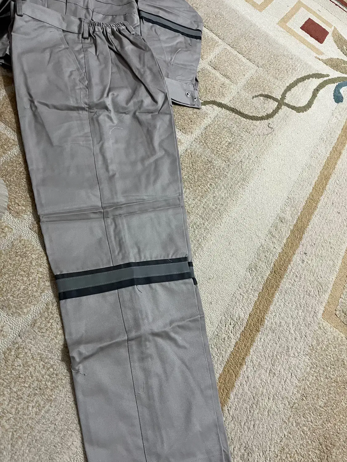 لباس کار ست|لباس|بندر امام خمینی, |دیوار