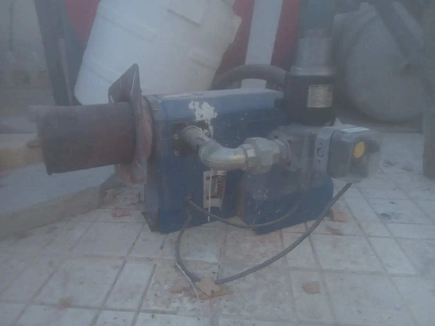 سیستم گرمایشی استخر کامل|آبگرمکن، پکیج، شوفاژ|هشتگرد, فاز ۱ مهستان|دیوار