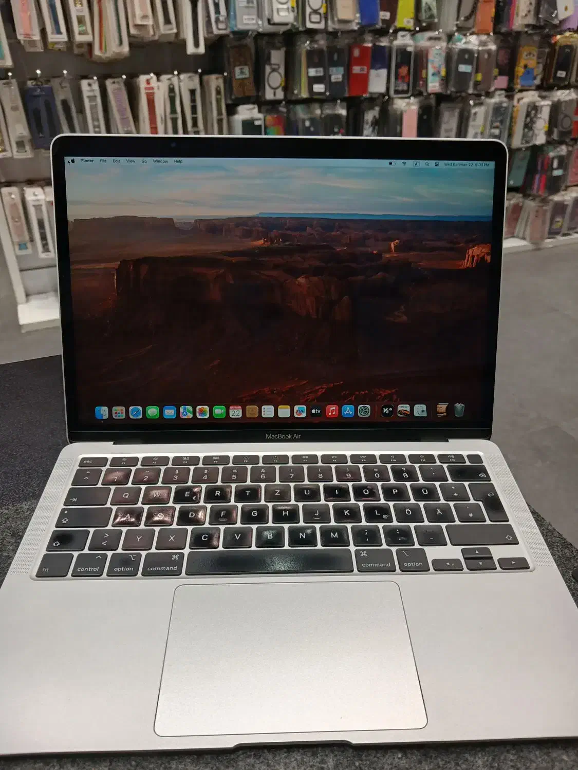 مک بوک ایر۲۰۲۰|رایانه همراه|مشهد, آزادشهر|دیوار