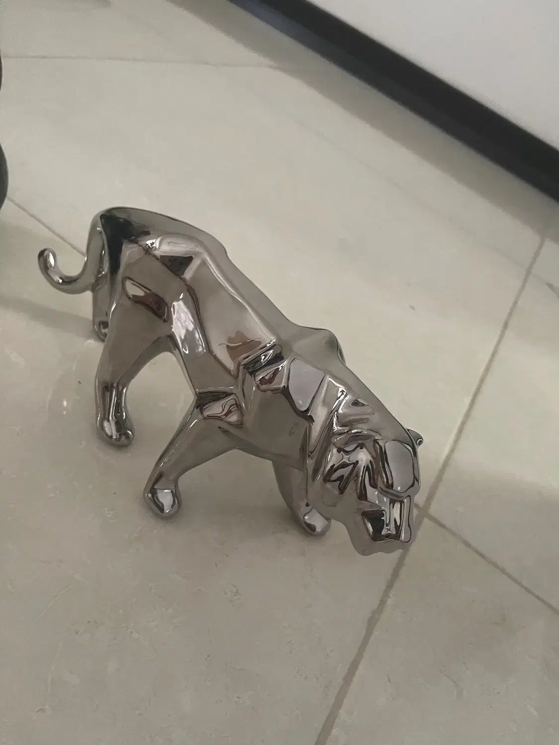 مجسمه ببر سالم و نو|مجسمه، تندیس، ماکت|مشکیندشت, |دیوار