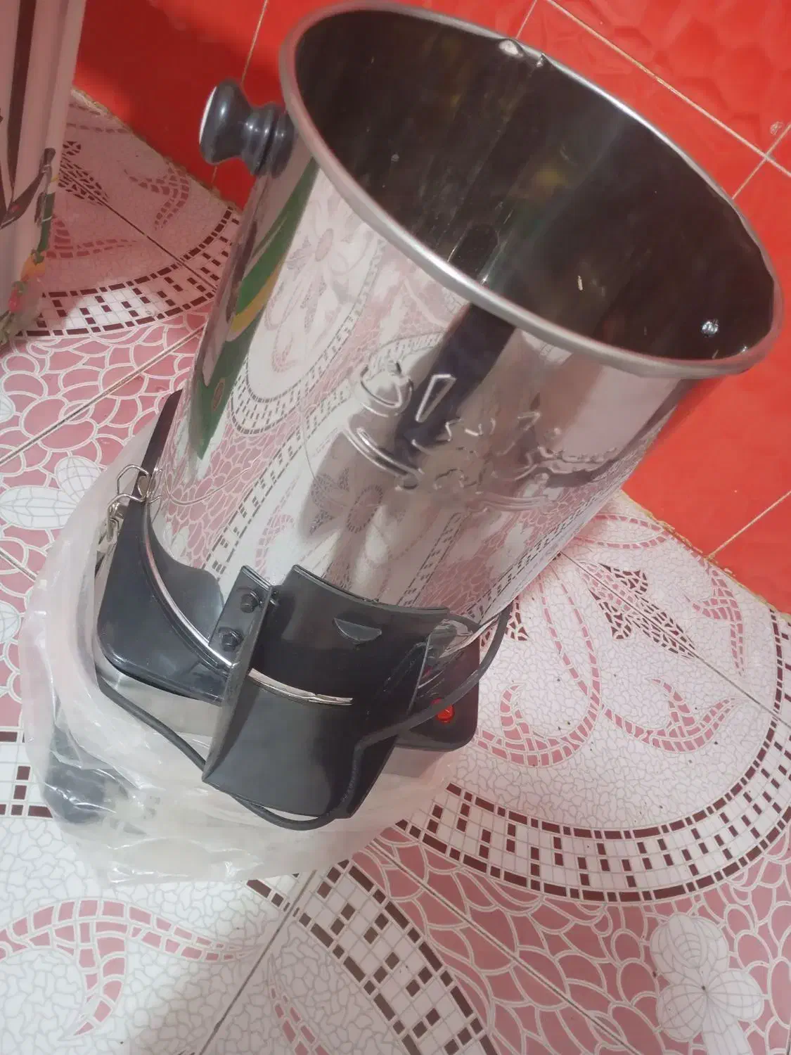 سبزی خوردکن و...|خردکن، آسیاب، غذاساز|زهک, |دیوار