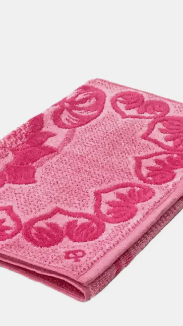 تعدادی حوله دستی هنر|آرایشی، بهداشتی، درمانی|تهران, صد دستگاه|دیوار