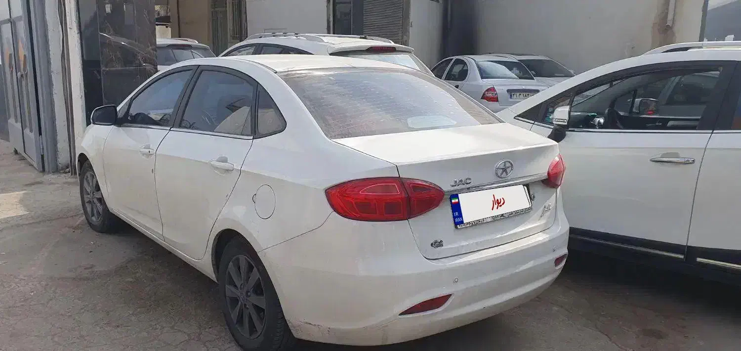 جک Jac j4|خودرو سواری و وانت|خمینیشهر, |دیوار