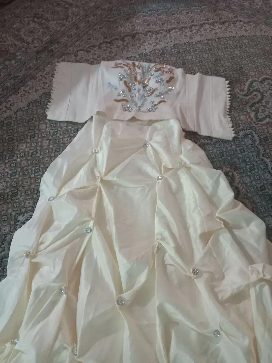 لباس عروسی برای ۴۰الی ۵۰کیلو|لباس|اسلام‌شهر, شهرک توحید|دیوار