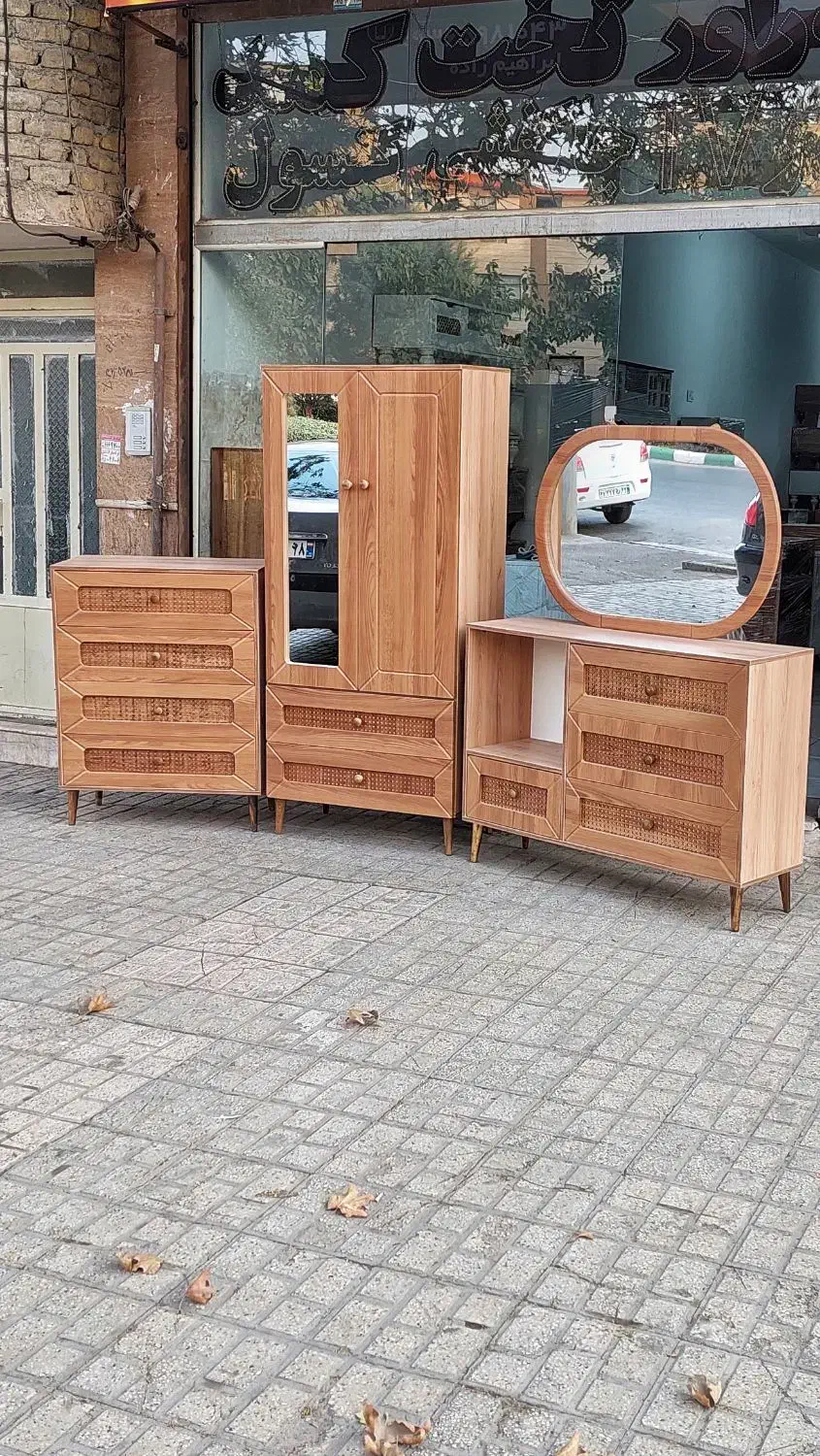 کمد و دراور و میز آرایش حصیری پایه و دستگیره چوبی|جاکفشی، کمد، دراور|مشهد, یاس|دیوار